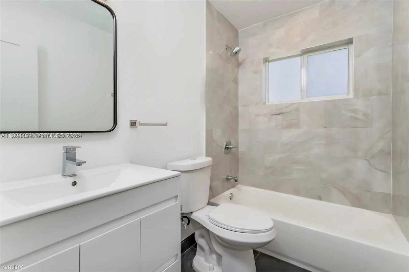 OCEAN BOULEVARD PARK - Residential Lease