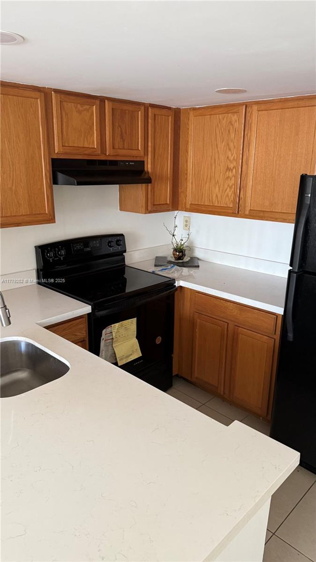 Photo of 708 Executive Center Dr #23, West Palm Beach, FL 33401 (MLS # A11779252)