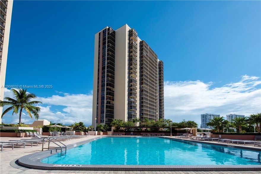 CENTRALLY LOCATED IN THE HEART OF AVENTURA, THIS WELL MAINTAINED 1 BED 1.5 BATH UNIT HAS AMAZING VIEWS ACROSS GOLF COURSE. CLOSE TO AVENTURA MALL, BRIGHTLINE STATION AND MANY GREAT DINING OPTIONS. ASSIGNED COVERED PARKING. SECURE ACCESS TO THE BUILDING. GREAT AMENETIES INCLUDE POOL, SPA & FITNESS CENTER.