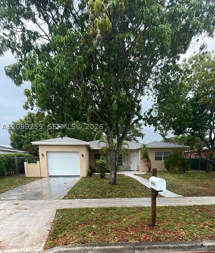 Photo of 4986 SW 7th St, Margate, FL 33068 (MLS # A12099255)