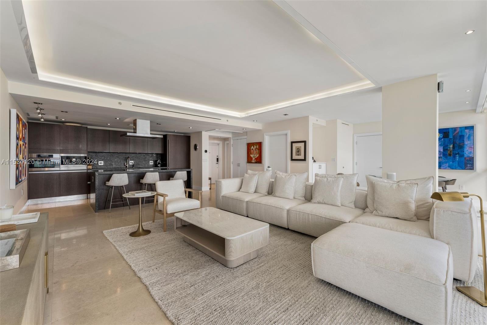 101 Ocean Dr 907
