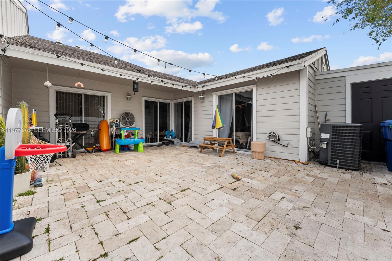 VILG HOMES COUNTRY WALK C - Residential