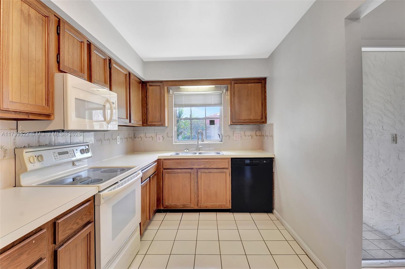 GOLFVIEW HARBOUR ESTATES - Residential Lease