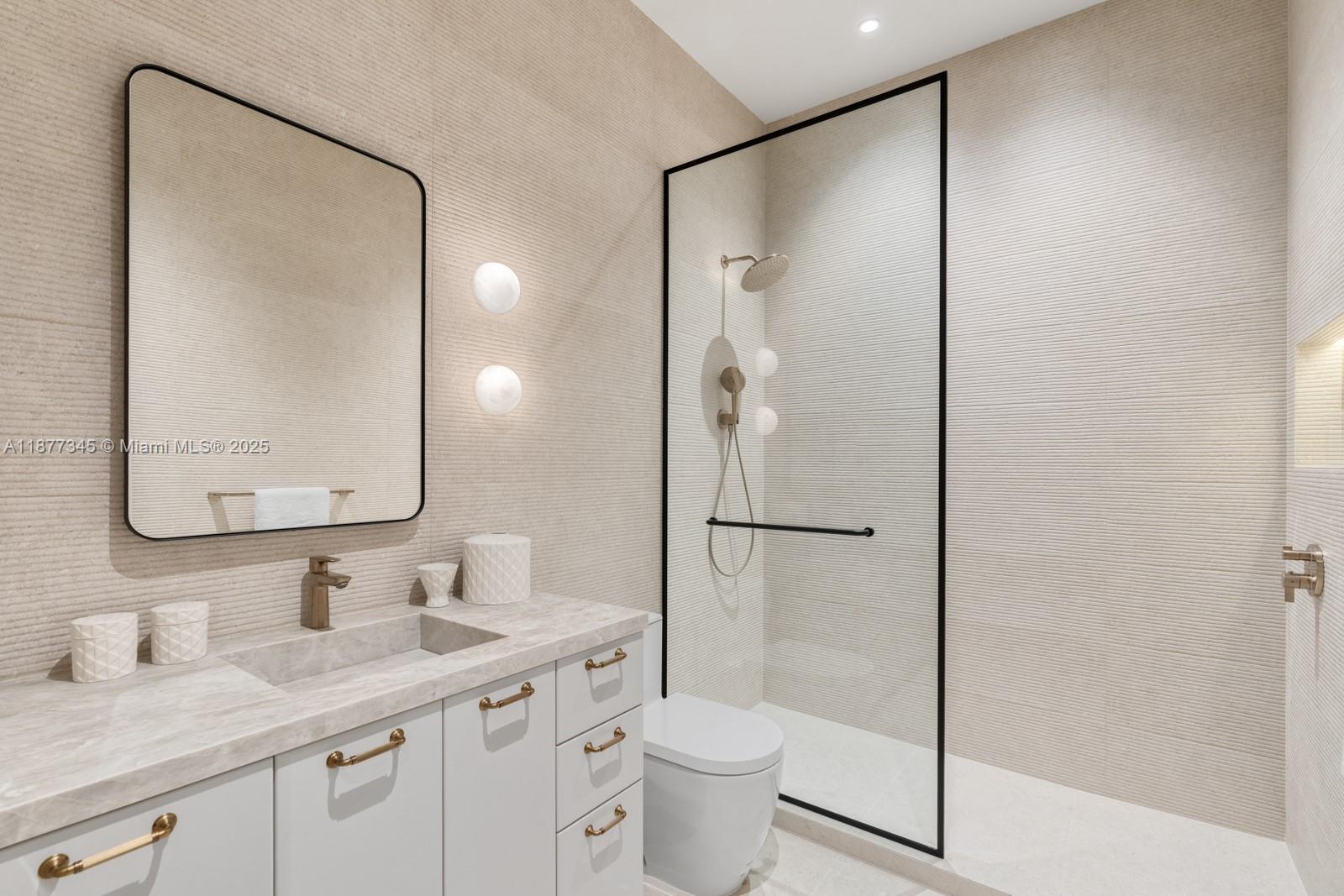 PALM ISLAND - Residential Lease