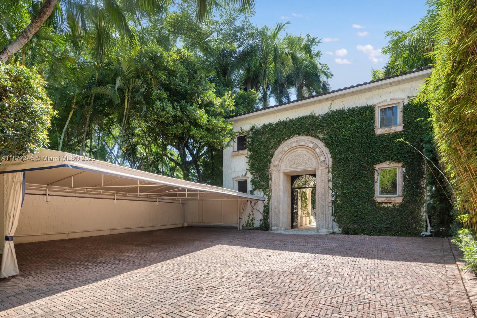 PALM ISLAND - Residential Lease