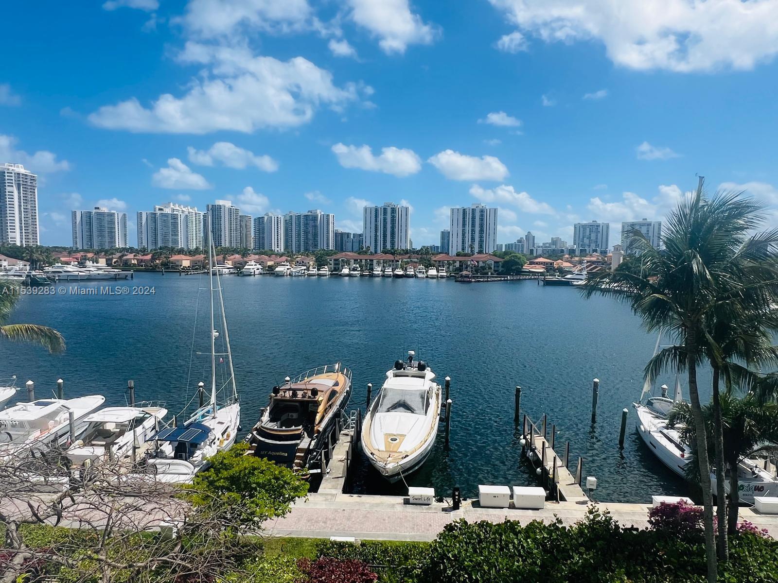 Property for Sale at 3610 Yacht Club Dr 409, Aventura, Miami-Dade County, Florida - Bedrooms: 3 
Bathrooms: 2  - $489,000