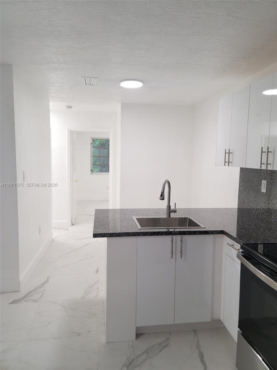 DIXIE HEIGHTS GARDEN - Residential Income