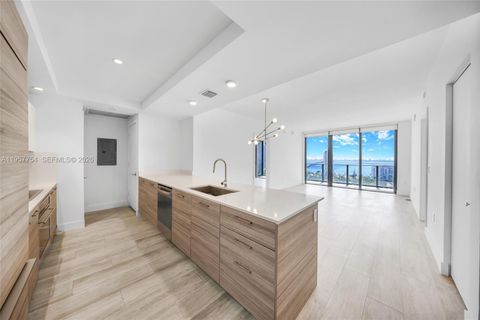 121 NE 34th St 1807 Miami FL 33137