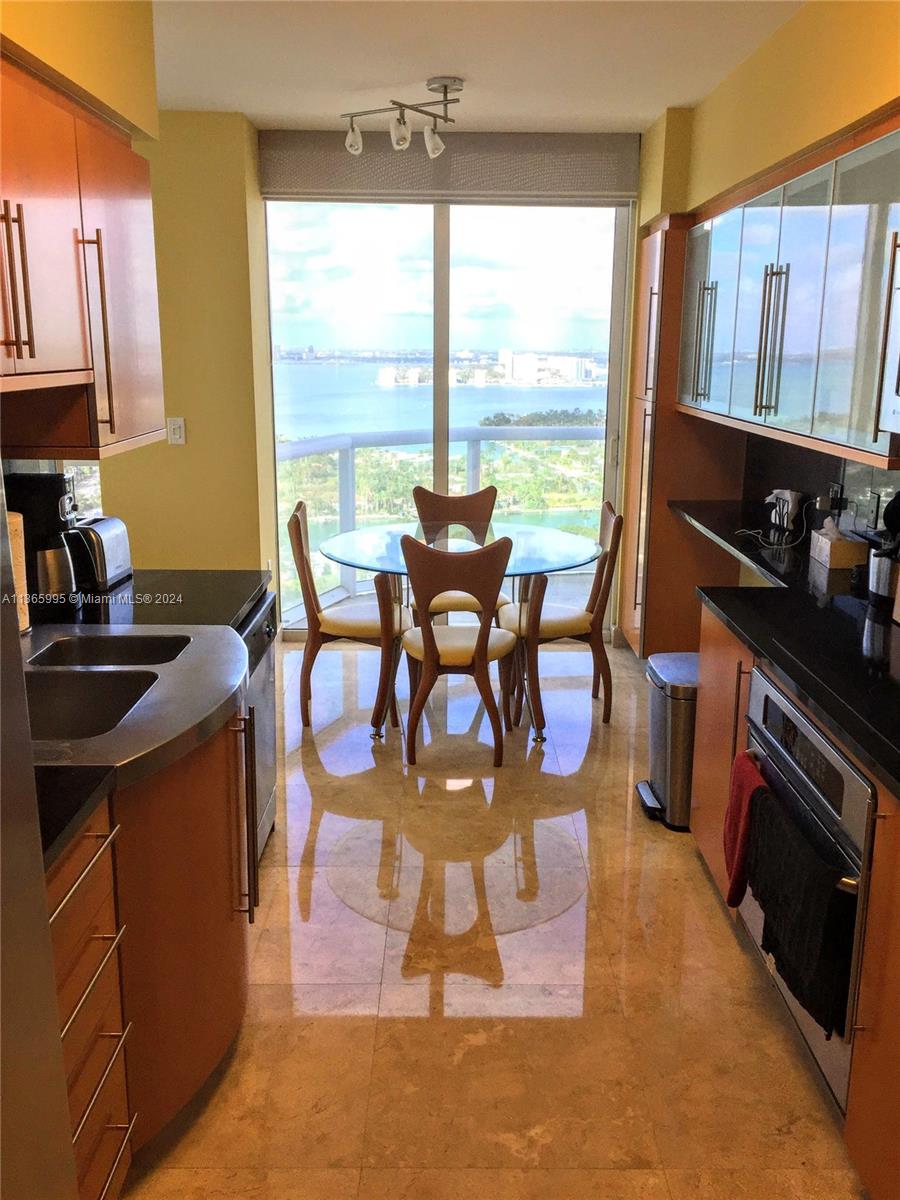 AKOYA CONDO - Residential Lease