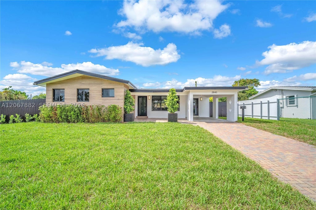 Photo of 2840 SW 5th St, Fort Lauderdale, FL 33312 (MLS # A12067882)
