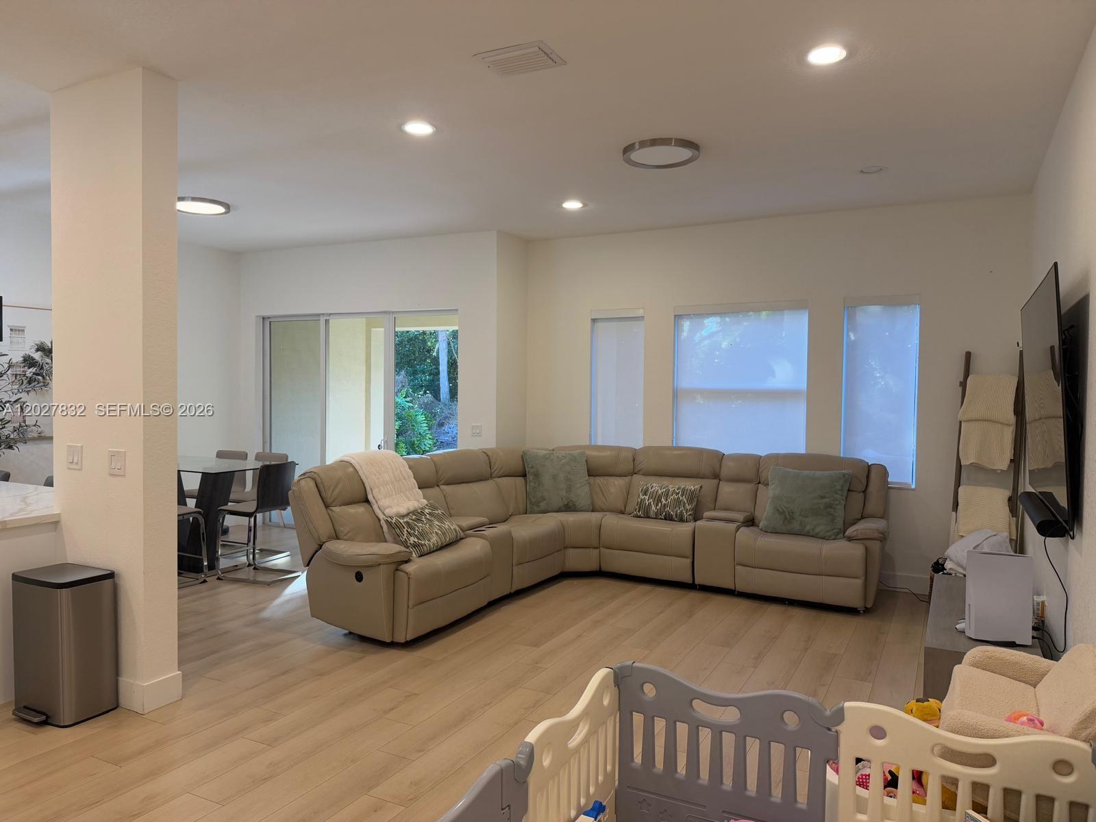 HERON BAY COMMERCIAL - Residential