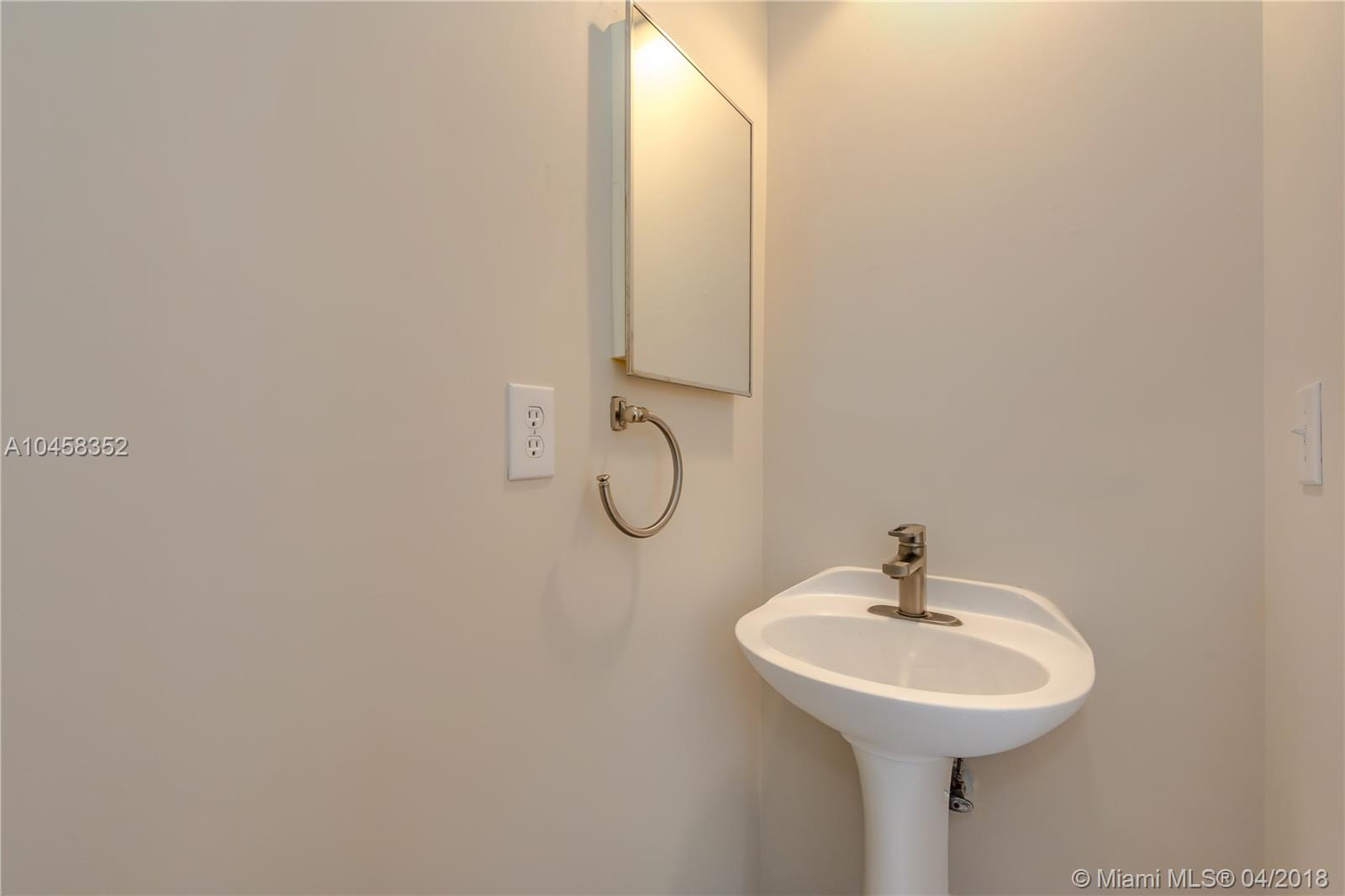 EMERALD POINTE - Residential Lease