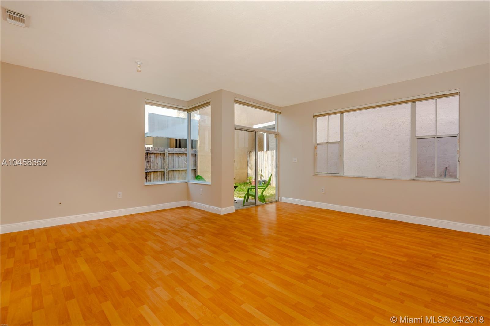 EMERALD POINTE - Residential Lease