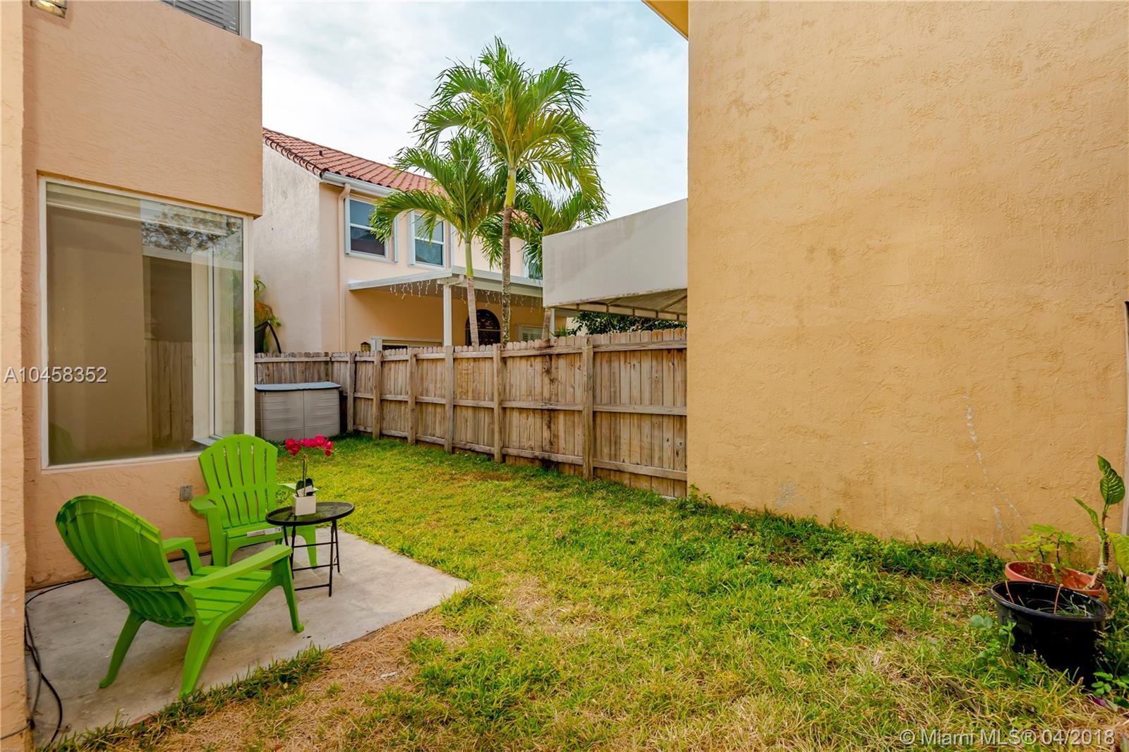 EMERALD POINTE - Residential Lease