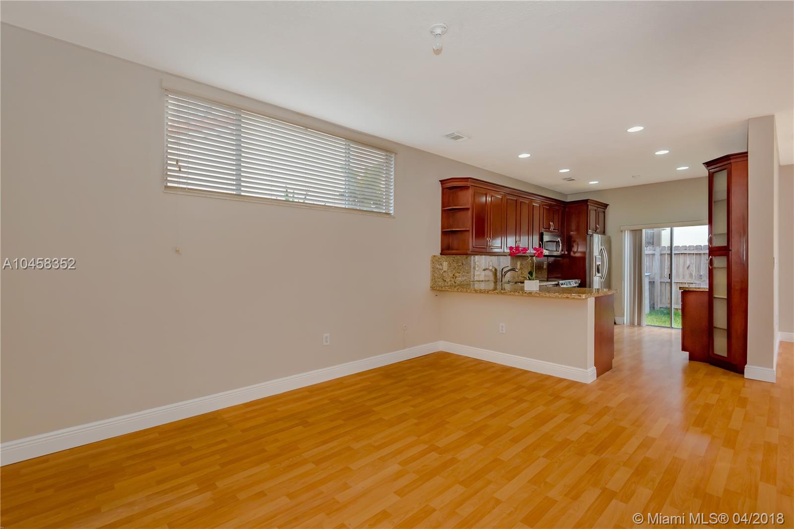 EMERALD POINTE - Residential Lease