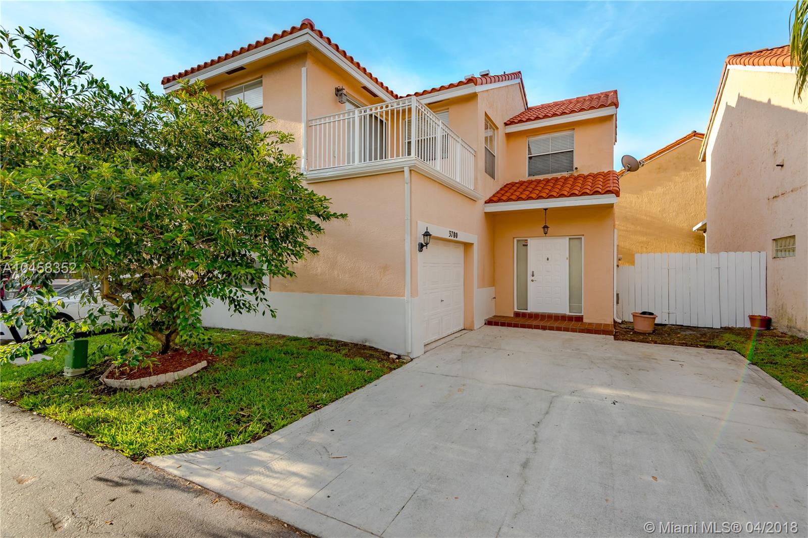 EMERALD POINTE - Residential Lease