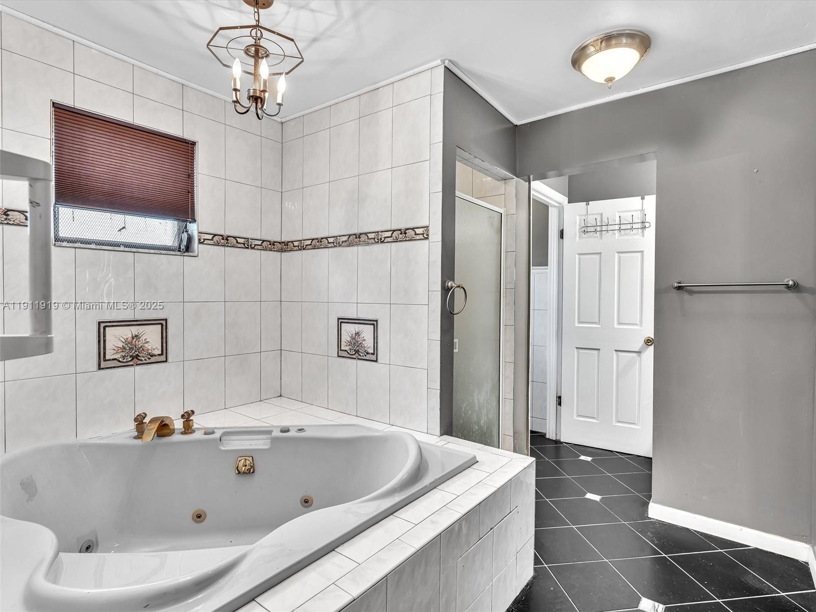 BERKELEY MANOR SEC 1 - Residential