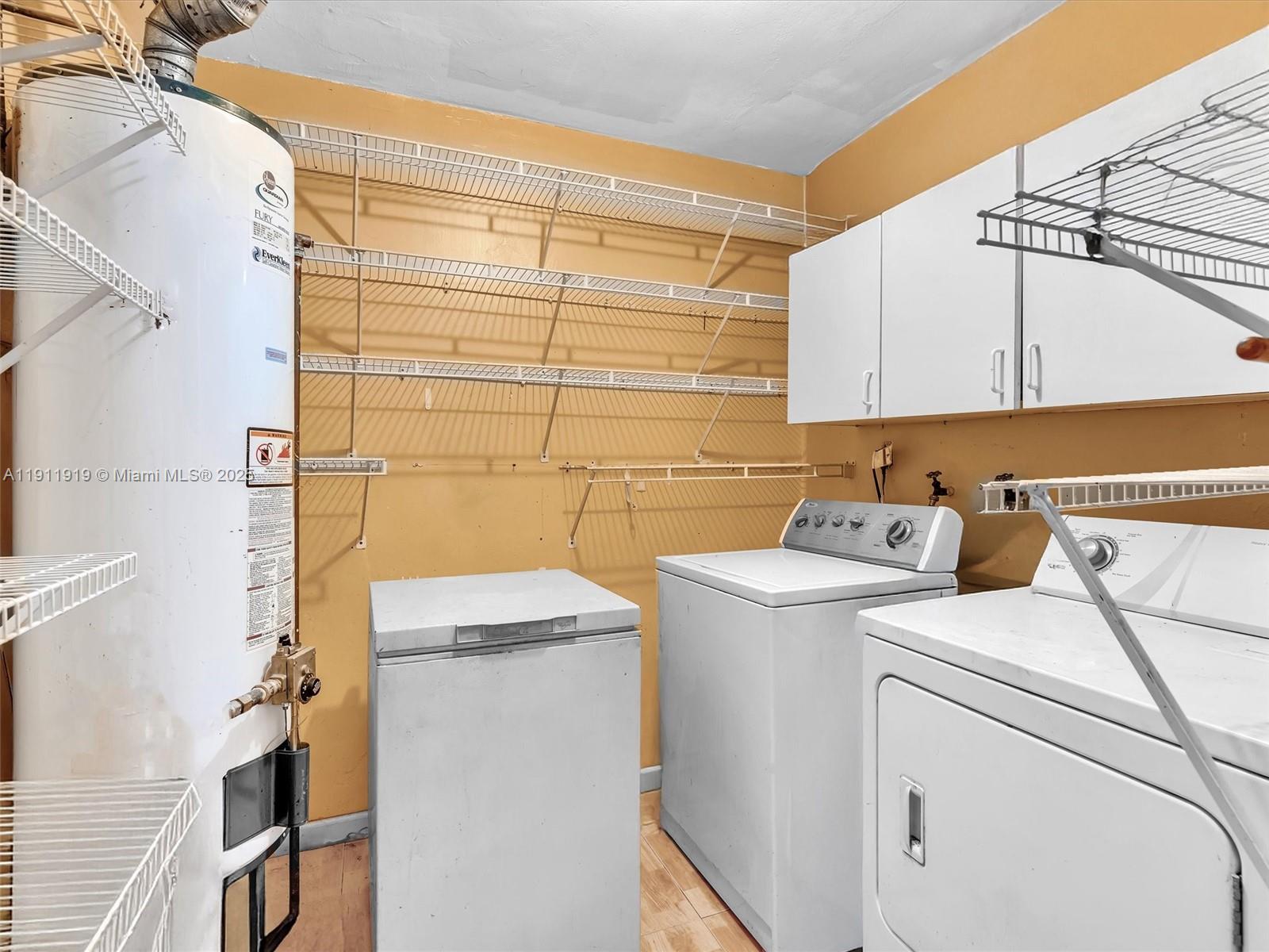 BERKELEY MANOR SEC 1 - Residential