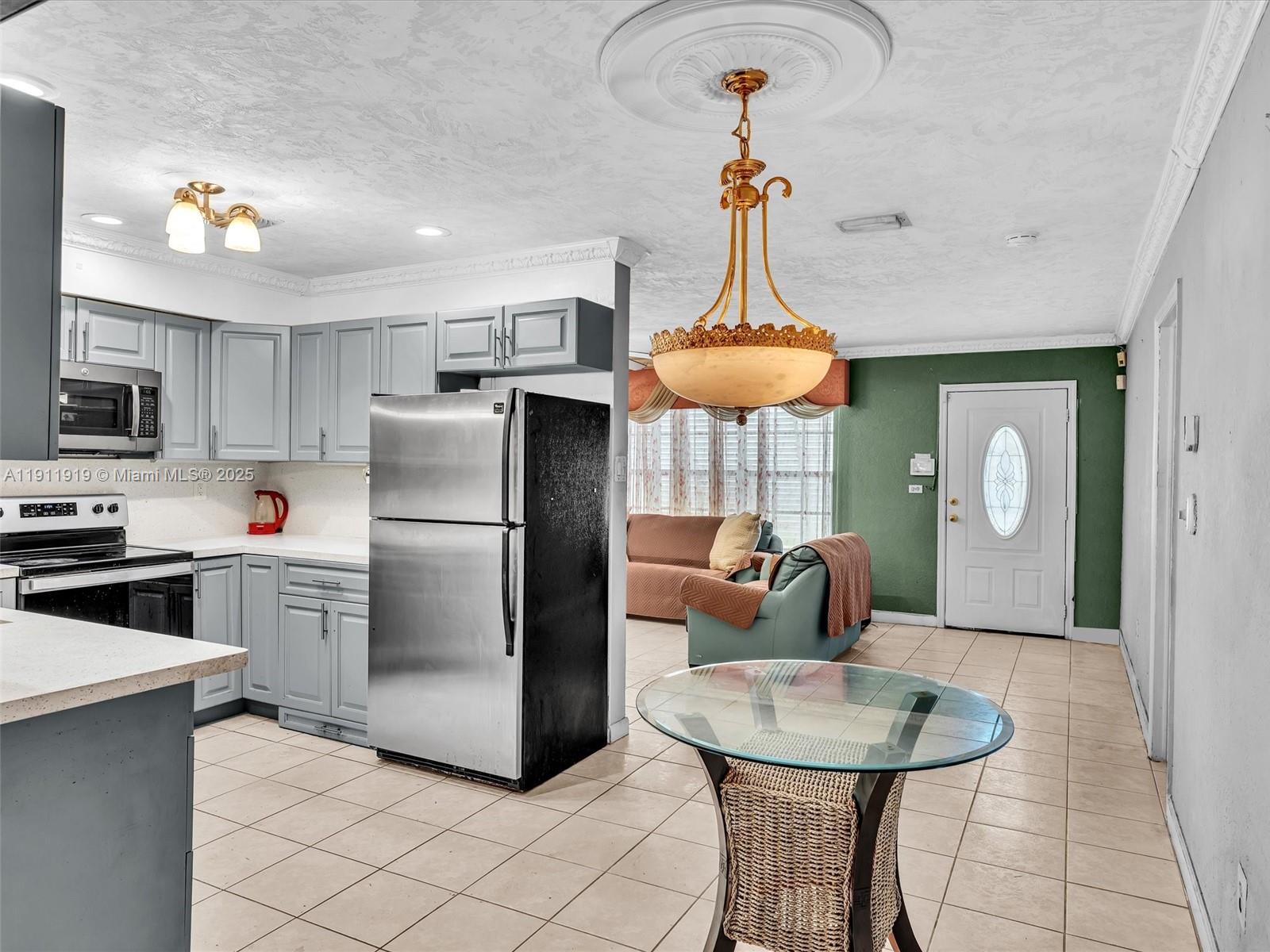 BERKELEY MANOR SEC 1 - Residential