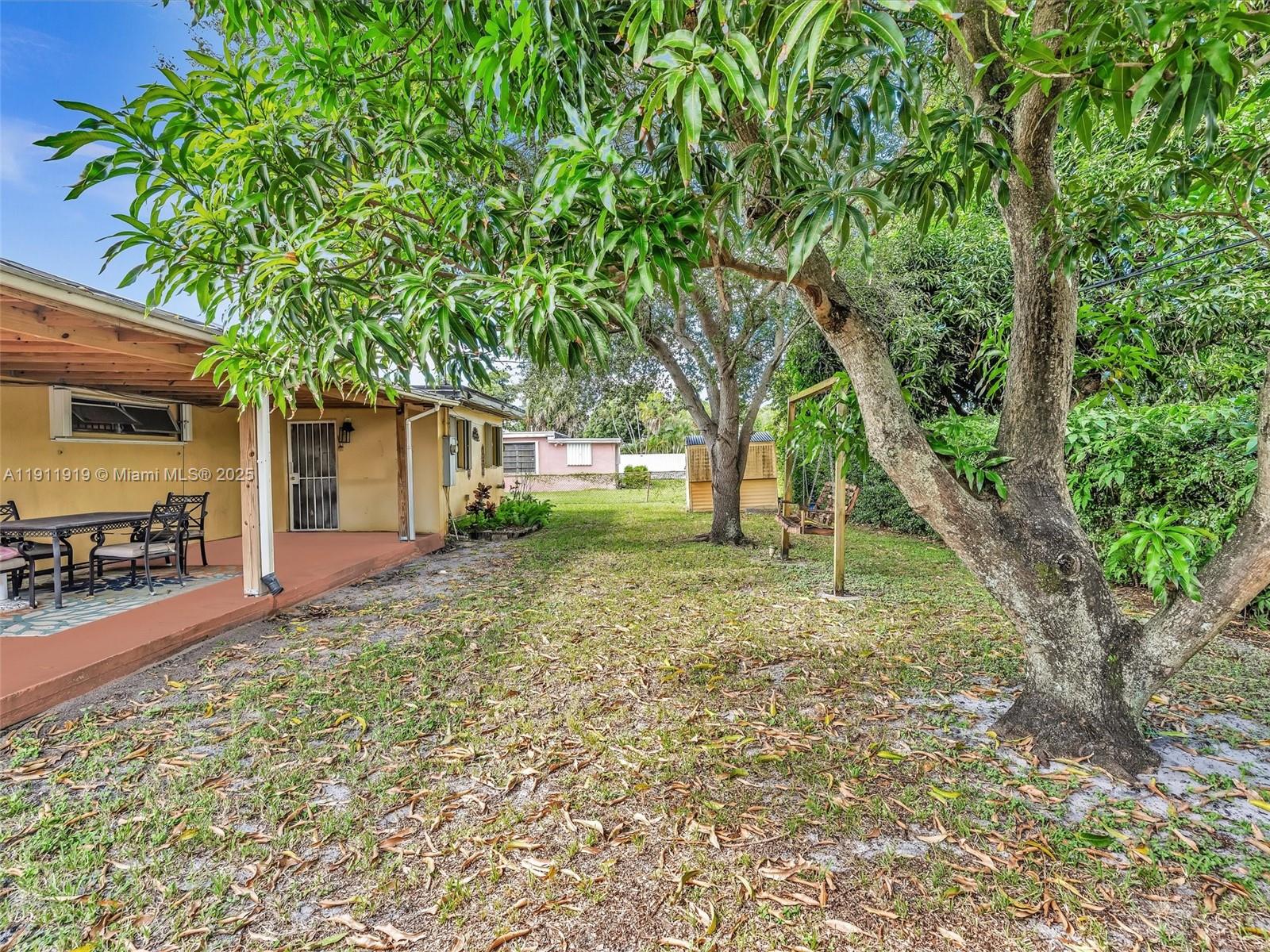 BERKELEY MANOR SEC 1 - Residential