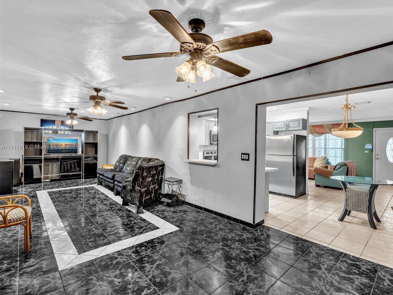 BERKELEY MANOR SEC 1 - Residential