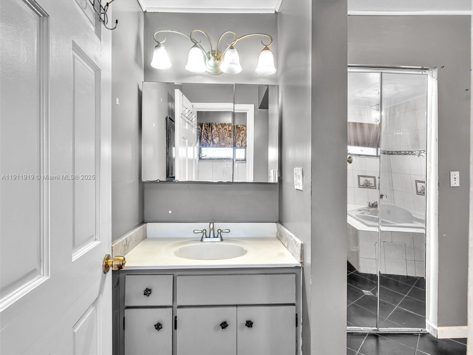 BERKELEY MANOR SEC 1 - Residential