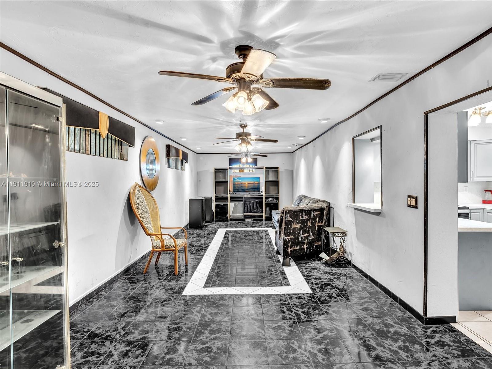 BERKELEY MANOR SEC 1 - Residential