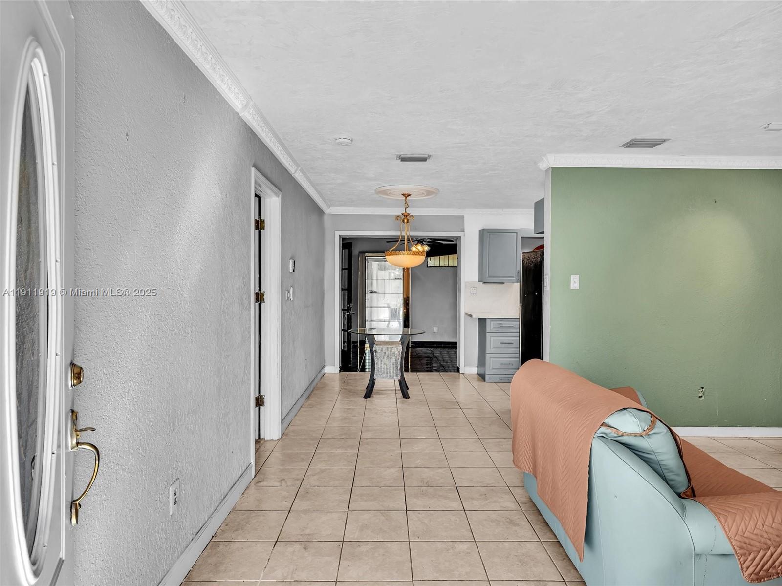 BERKELEY MANOR SEC 1 - Residential