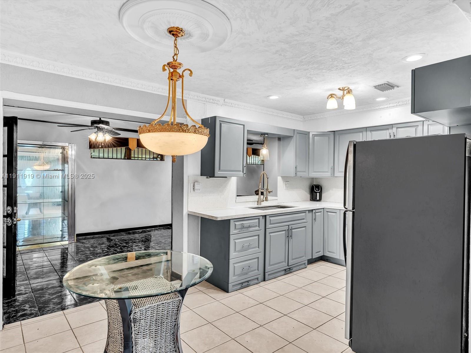 BERKELEY MANOR SEC 1 - Residential