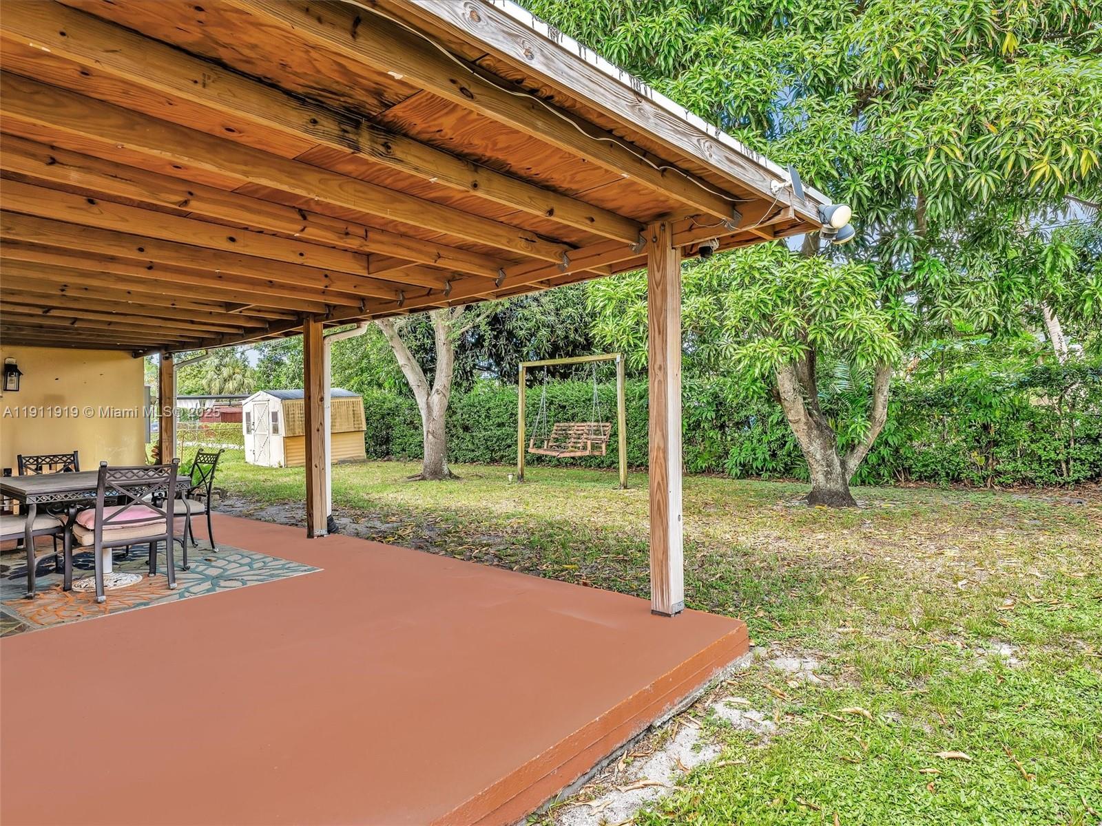 BERKELEY MANOR SEC 1 - Residential