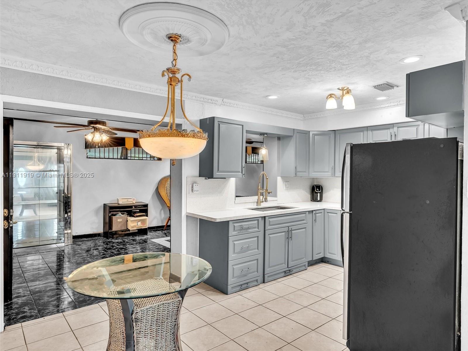 BERKELEY MANOR SEC 1 - Residential