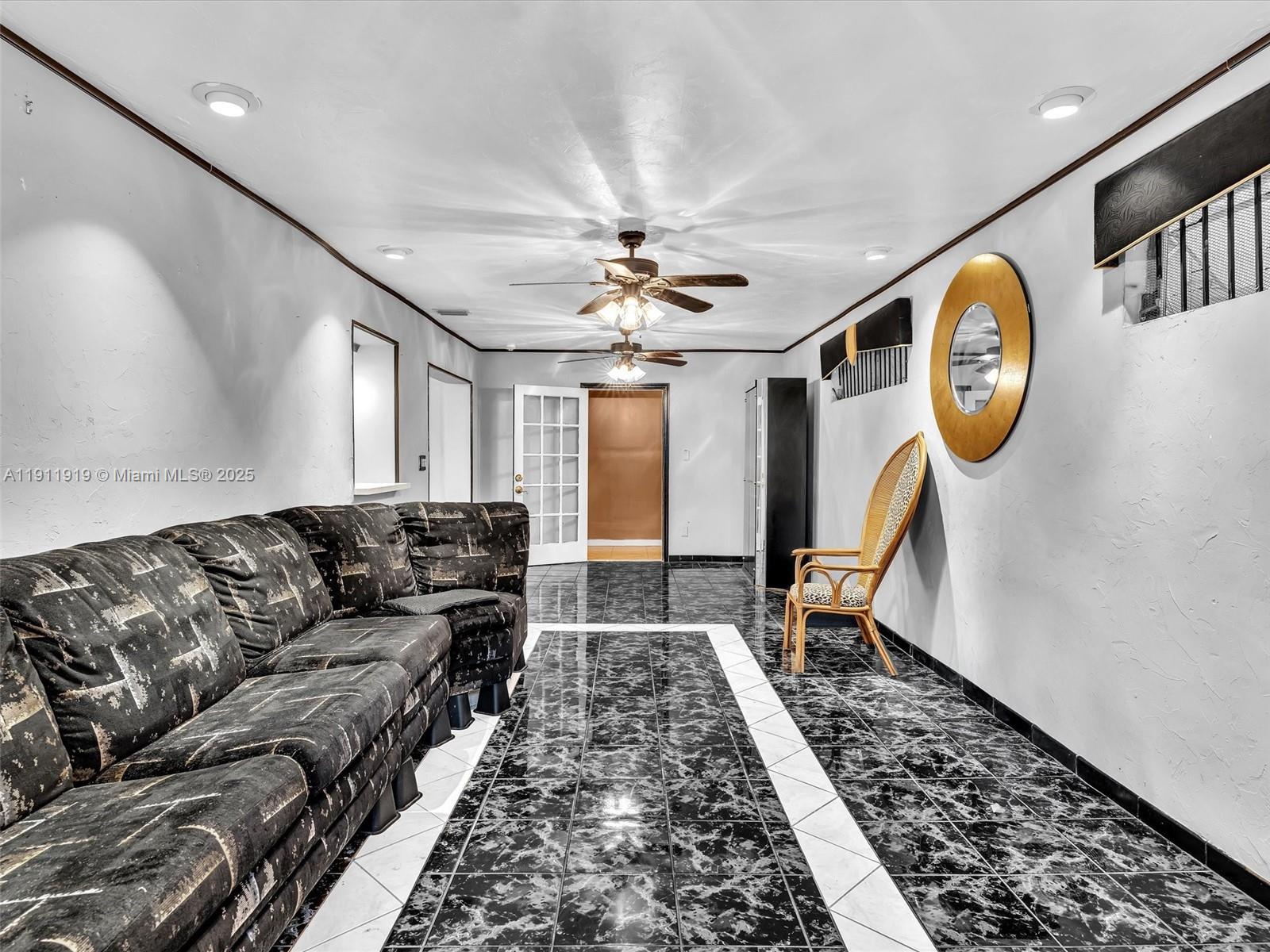 BERKELEY MANOR SEC 1 - Residential