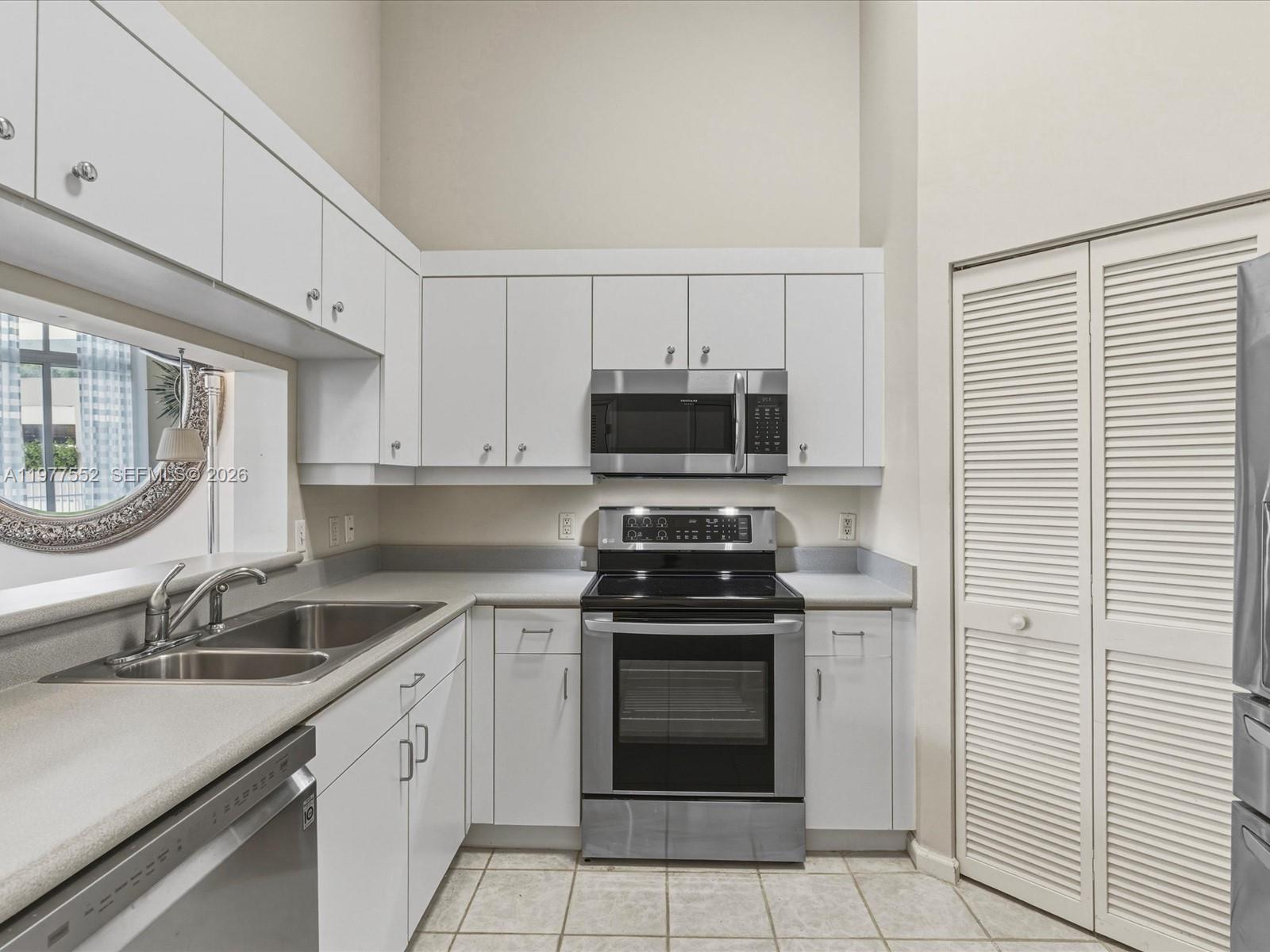 COURVOISIER COURTS CONDO - Residential