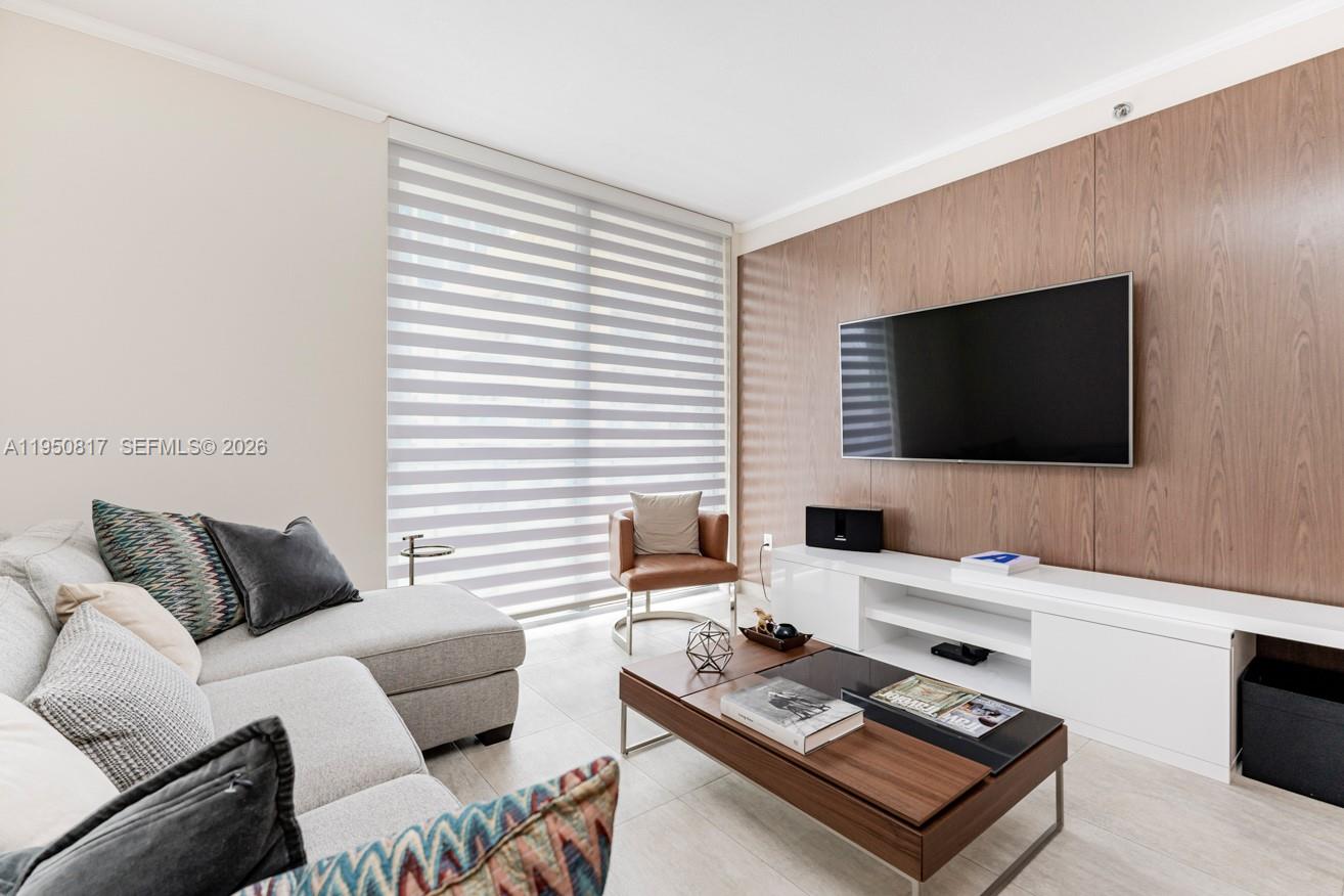 1060 Brickell Ave 1507