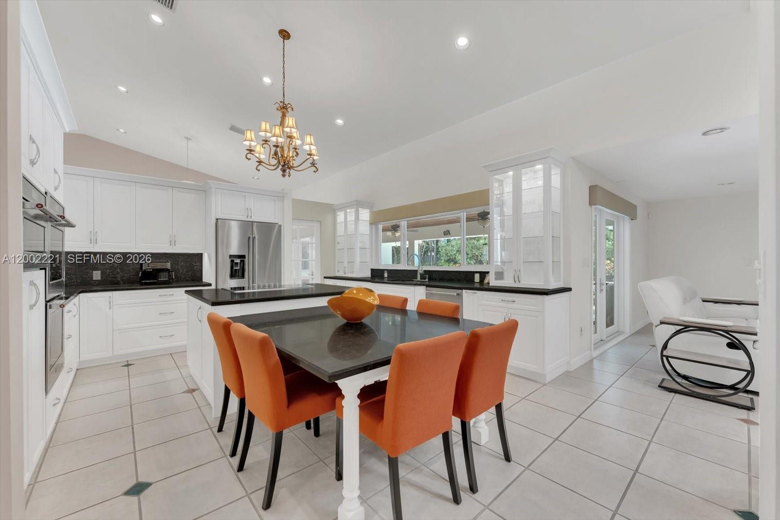 MAYLEN HEIGHTS - Residential