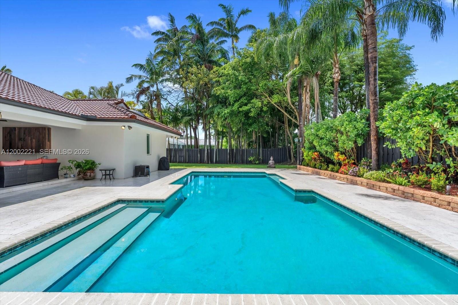 MAYLEN HEIGHTS - Residential