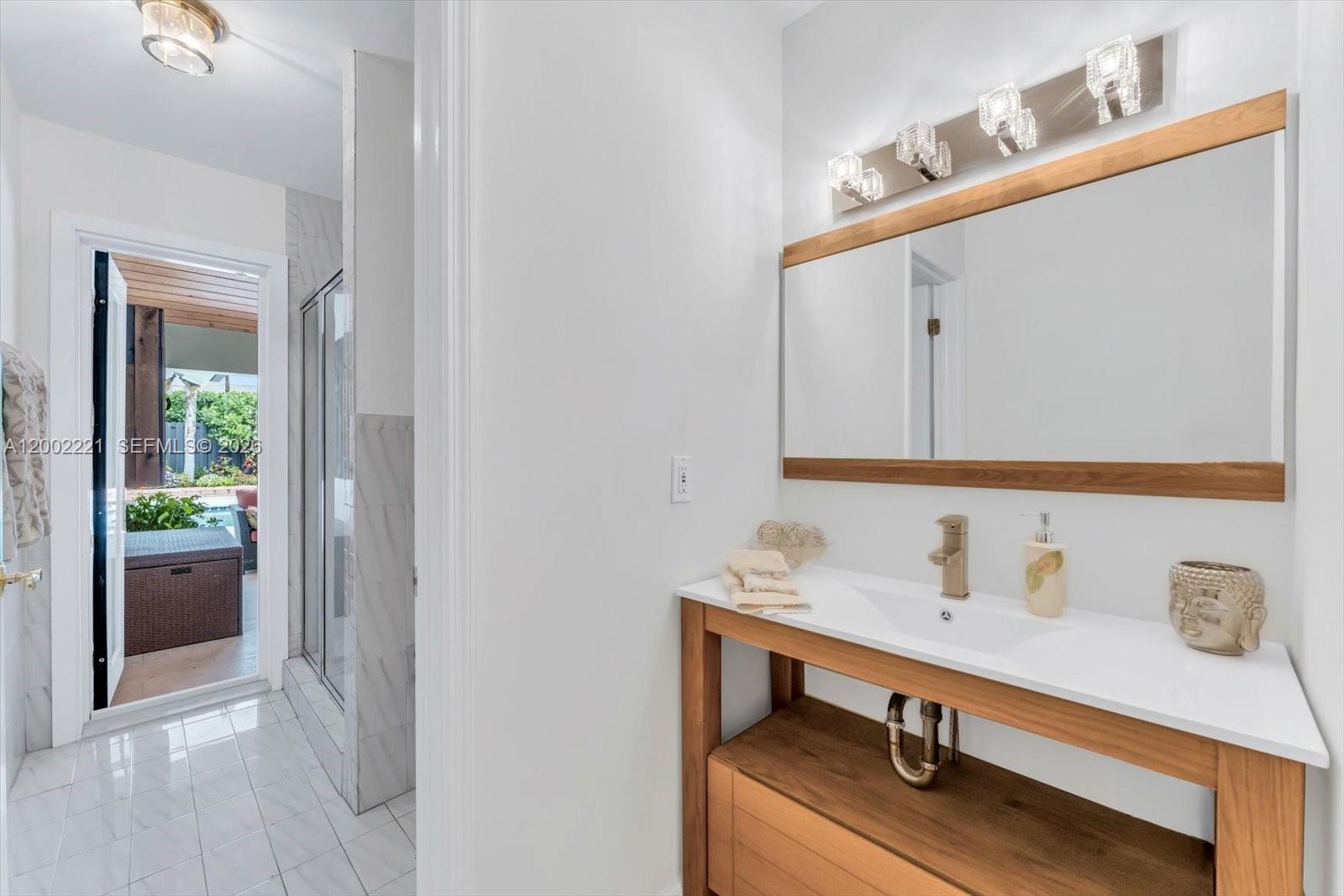 MAYLEN HEIGHTS - Residential