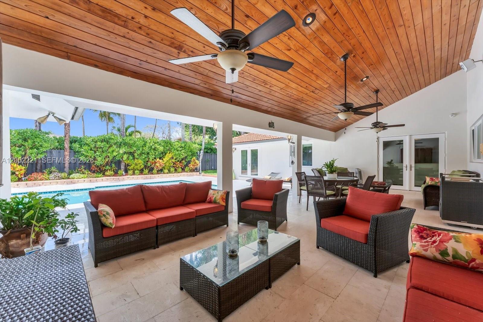 MAYLEN HEIGHTS - Residential