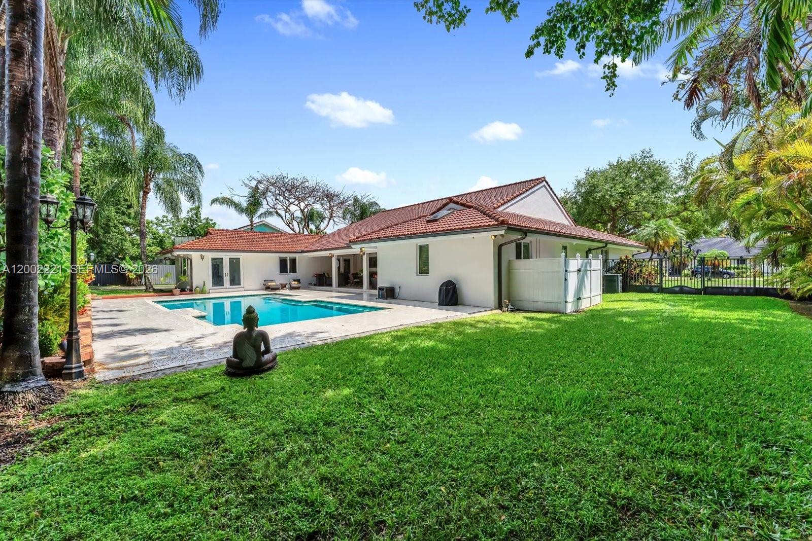 MAYLEN HEIGHTS - Residential