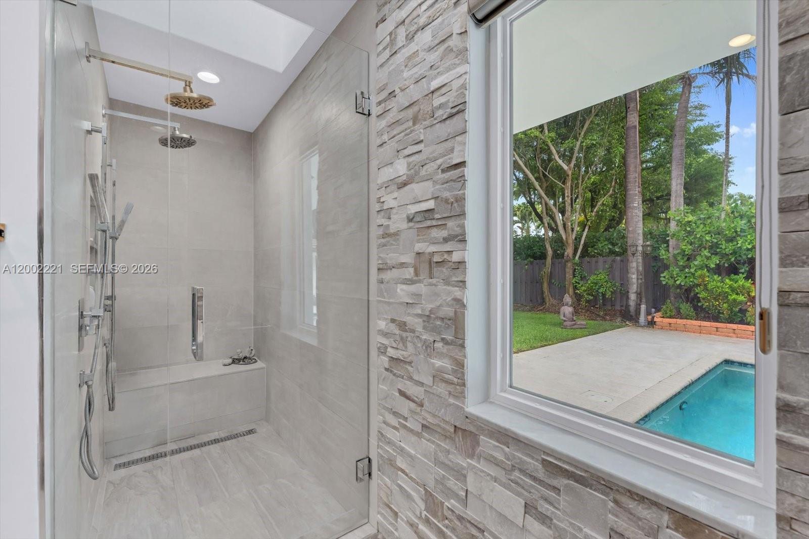 MAYLEN HEIGHTS - Residential