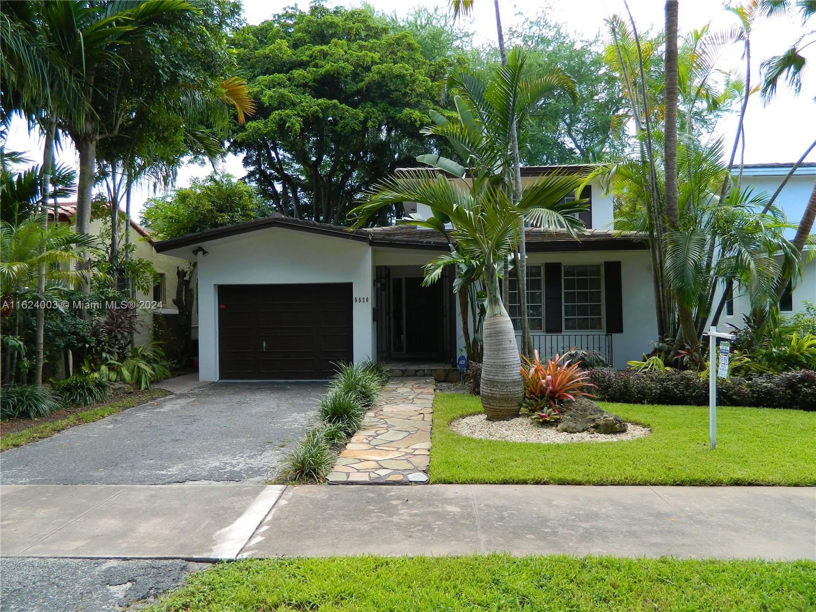 5520 San Vicente St, Coral Gables, Miami-Dade County, Florida - 3 Bedrooms  
2 Bathrooms - 