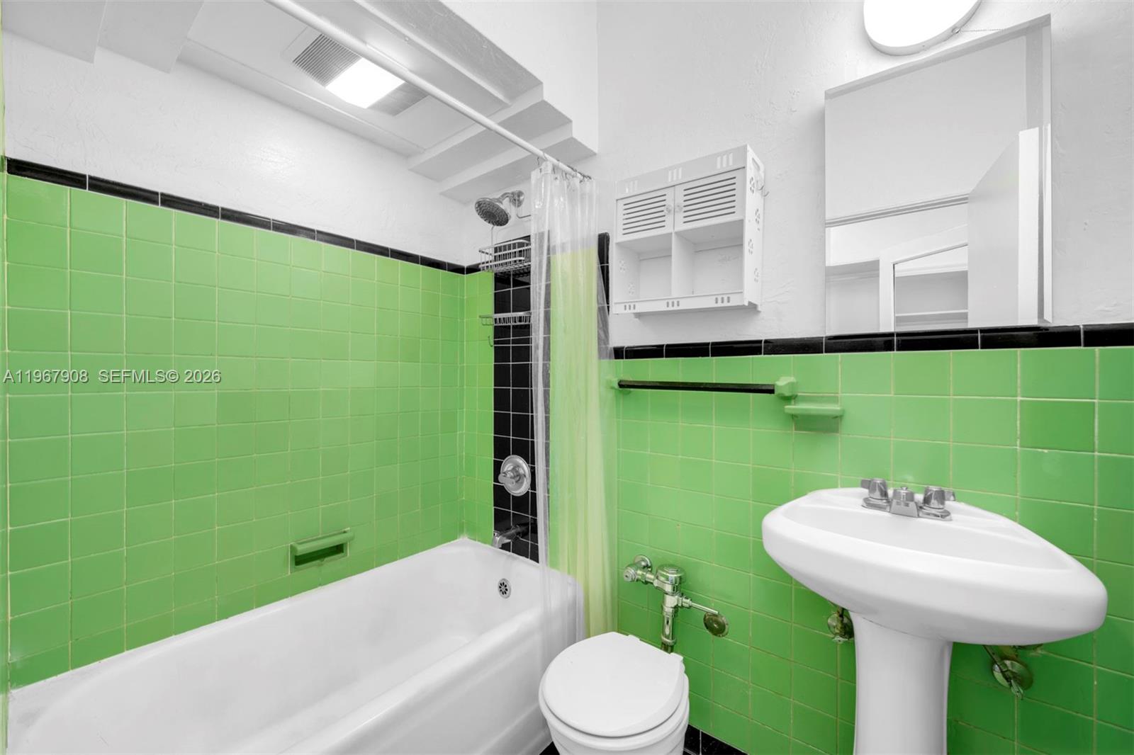 HELEN MAR CONDO - Residential