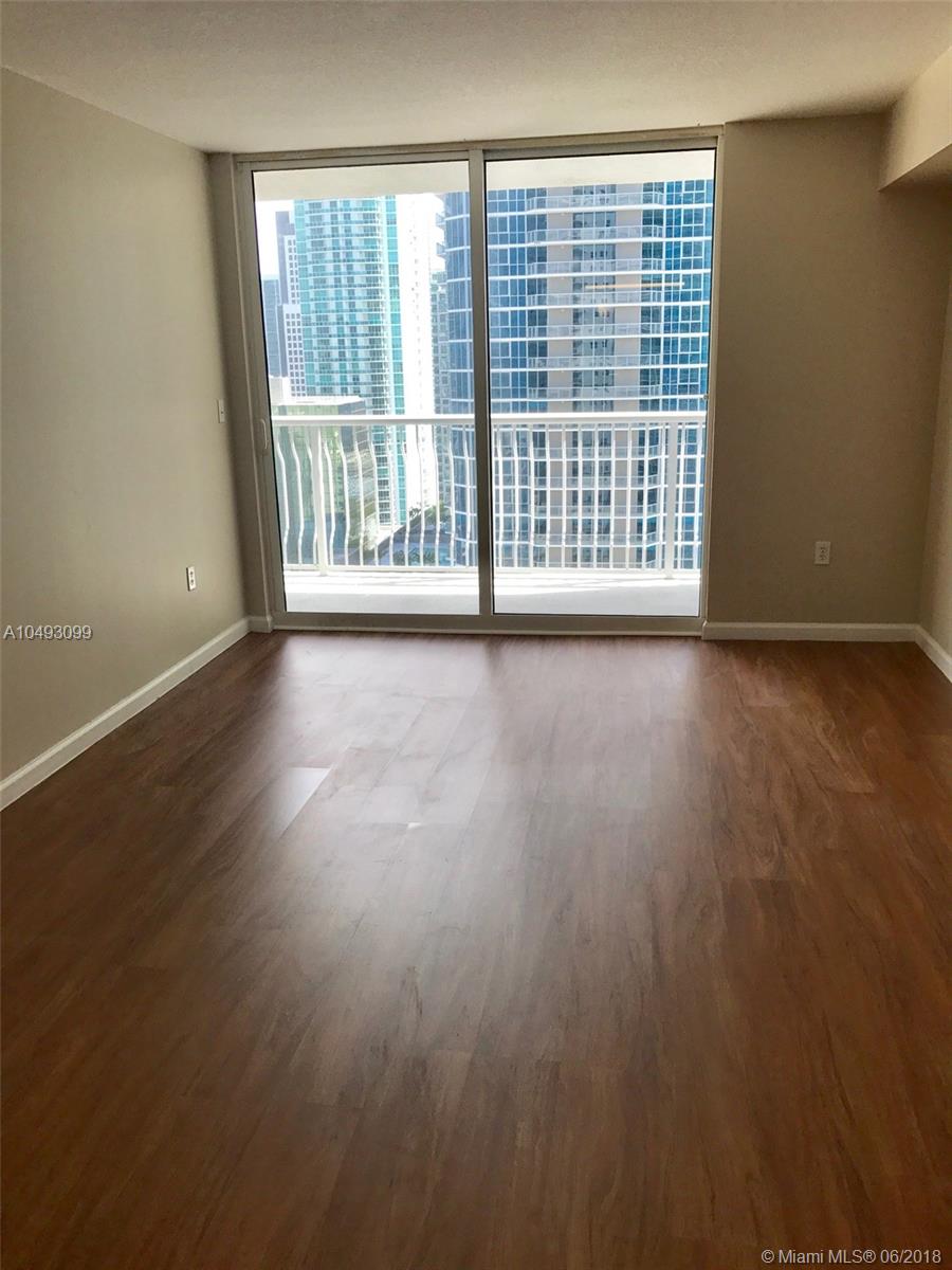 THE CLUB AT BRICKELL BAY - Residential Lease