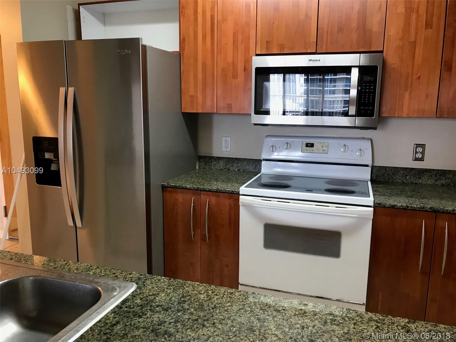 THE CLUB AT BRICKELL BAY - Residential Lease