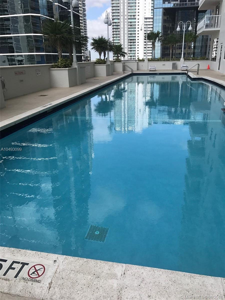THE CLUB AT BRICKELL BAY - Residential Lease