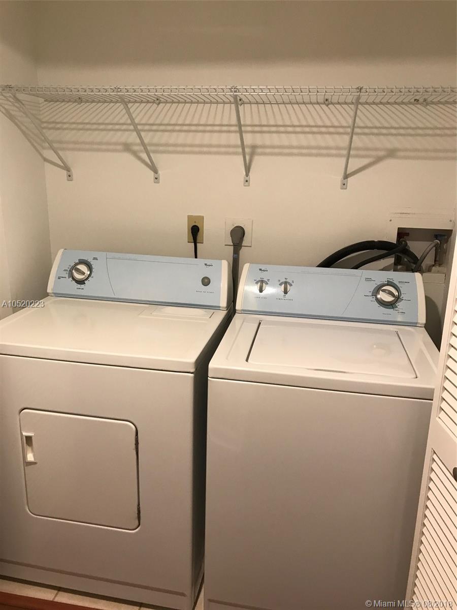 FAIRWAYS AT BONAVENTURE C - Residential Lease