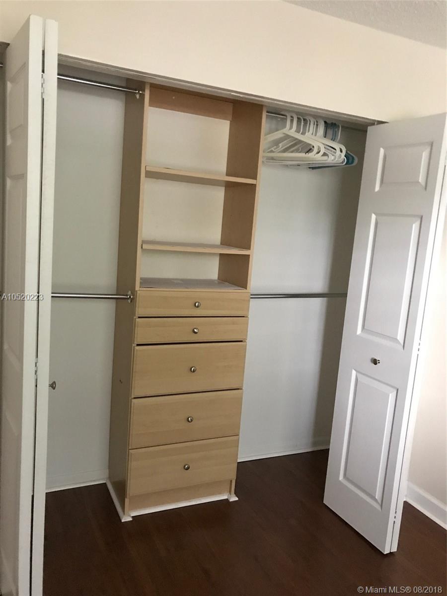 FAIRWAYS AT BONAVENTURE C - Residential Lease