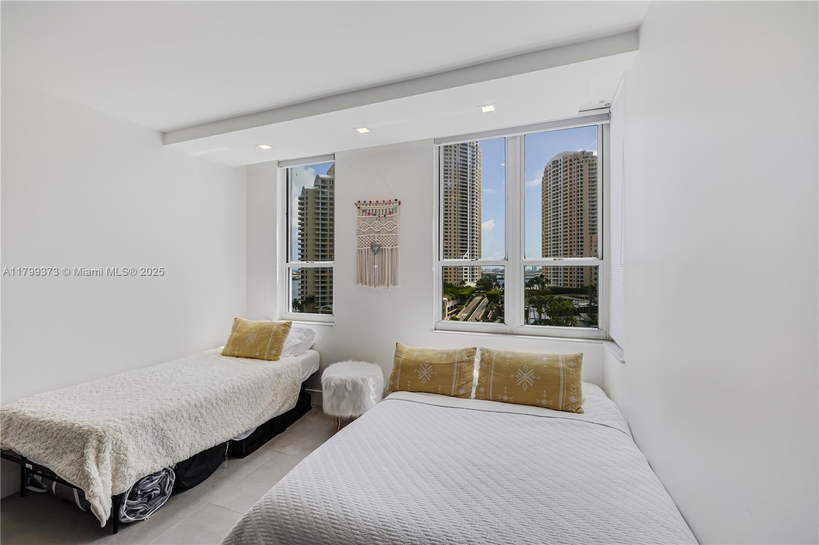 COURVOISIER COURTS CONDO - Residential Lease