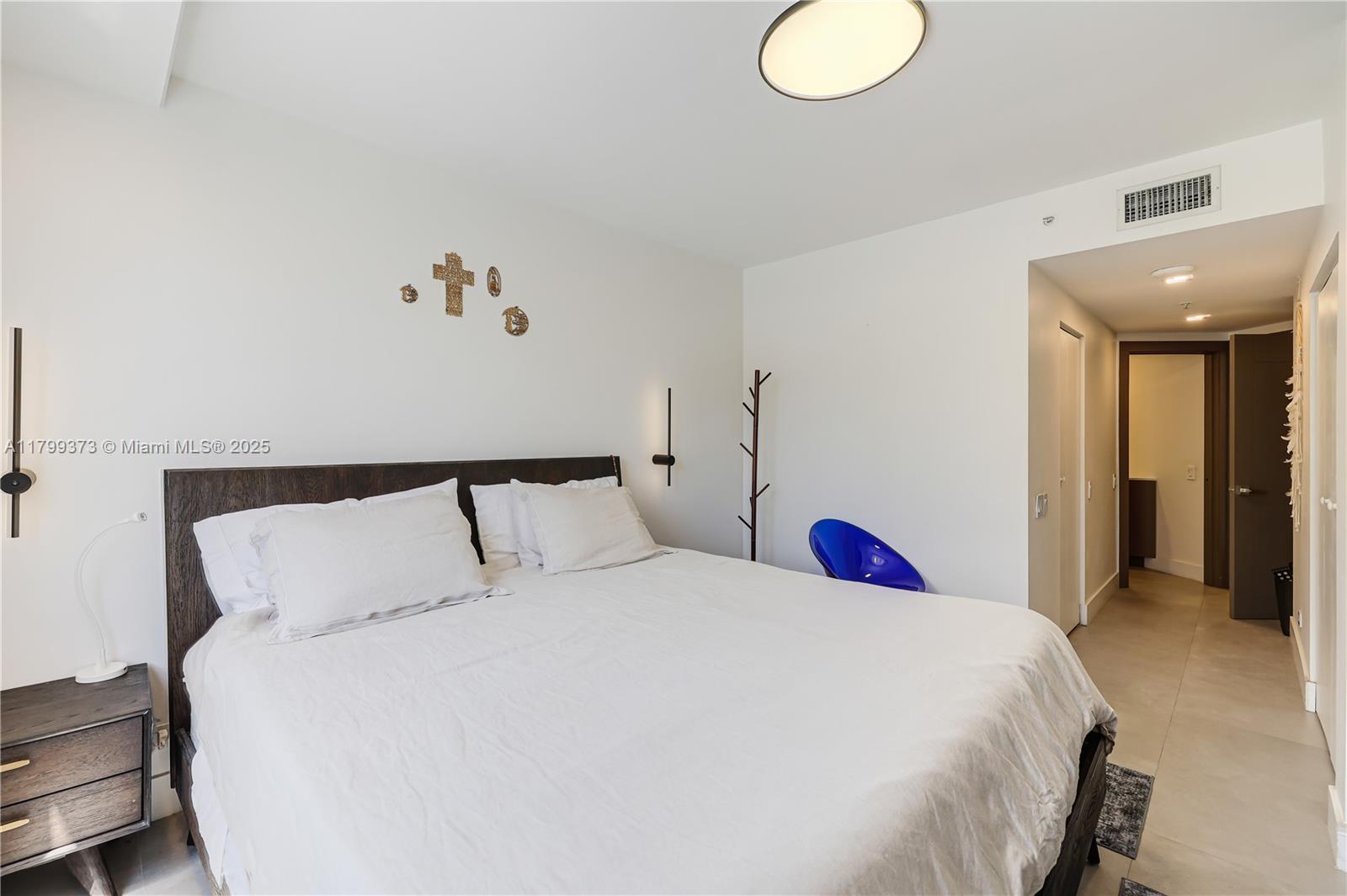 COURVOISIER COURTS CONDO - Residential Lease