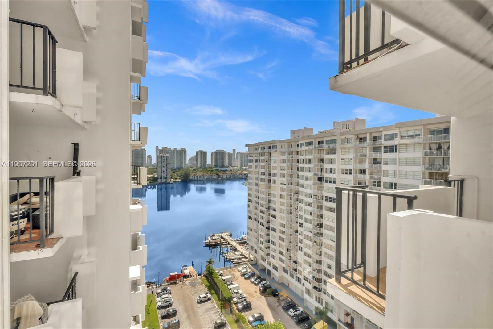 COMMODORE PLAZA CONDO - Residential